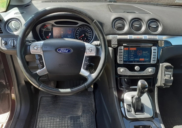 Ford Galaxy cena 27000 przebieg: 306500, rok produkcji 2010 z Giżycko małe 232